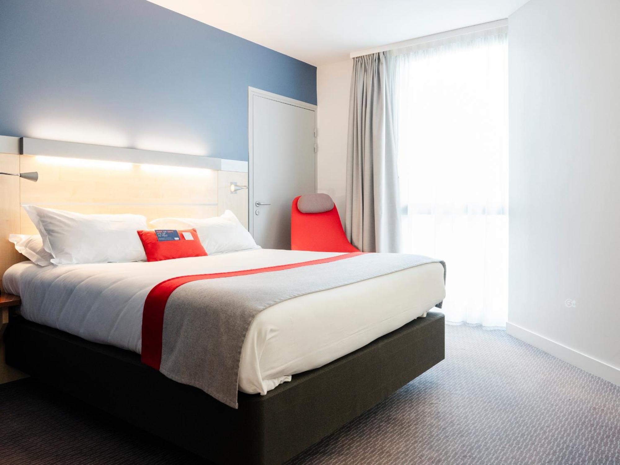 Holiday Inn Express Saint-Nazaire By Ihg Bagian luar foto