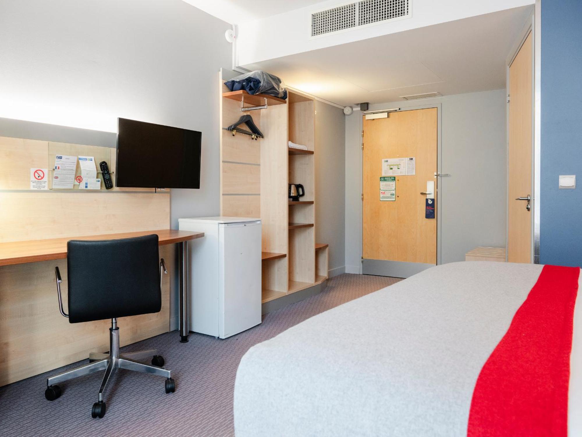 Holiday Inn Express Saint-Nazaire By Ihg Bagian luar foto