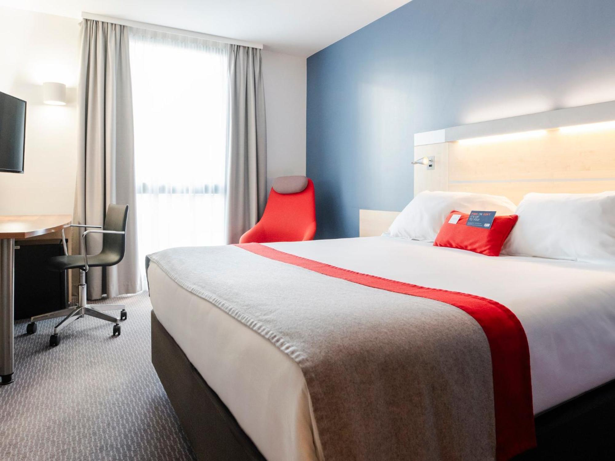 Holiday Inn Express Saint-Nazaire By Ihg Bagian luar foto