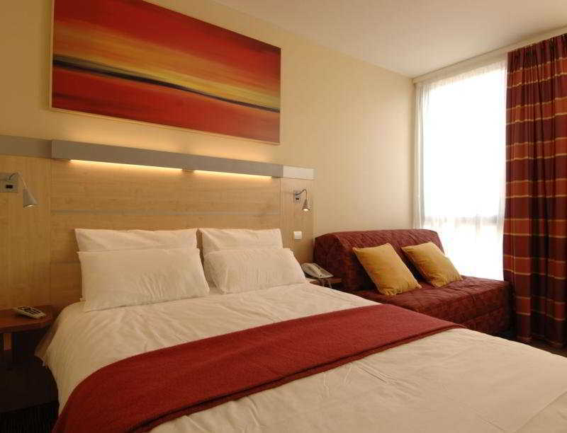 Holiday Inn Express Saint-Nazaire By Ihg Bagian luar foto