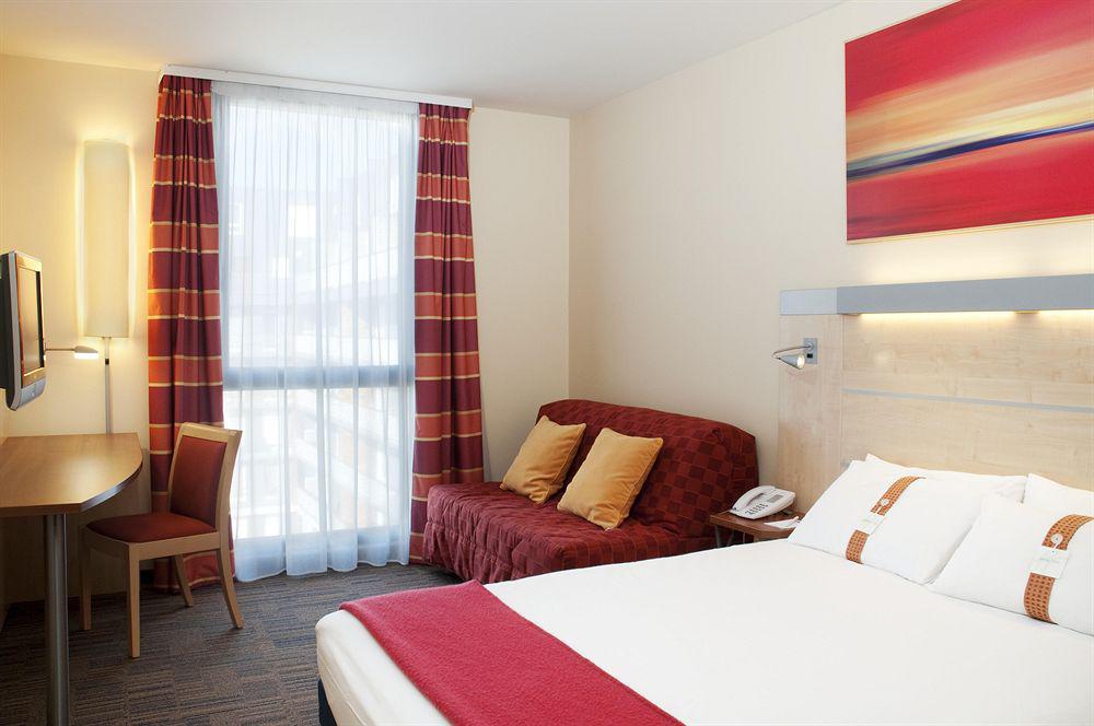 Holiday Inn Express Saint-Nazaire By Ihg Bagian luar foto